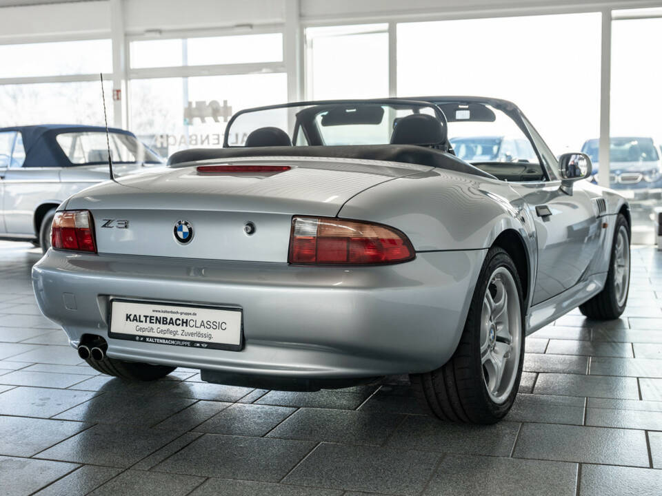 Immagine 2/22 di BMW Z3 2.8 (1997)
