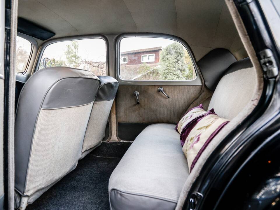 Immagine 25/37 di Citroën Traction Avant 11 BL (1955)