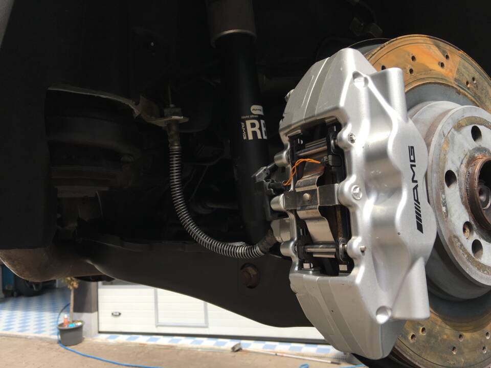 Immagine 33/38 di Mercedes-Benz S 55 AMG (2003)