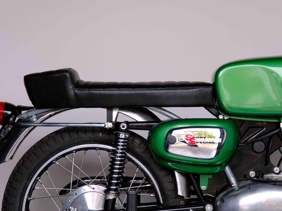 Image 8/57 of Benelli 125 Sport Special (1971)