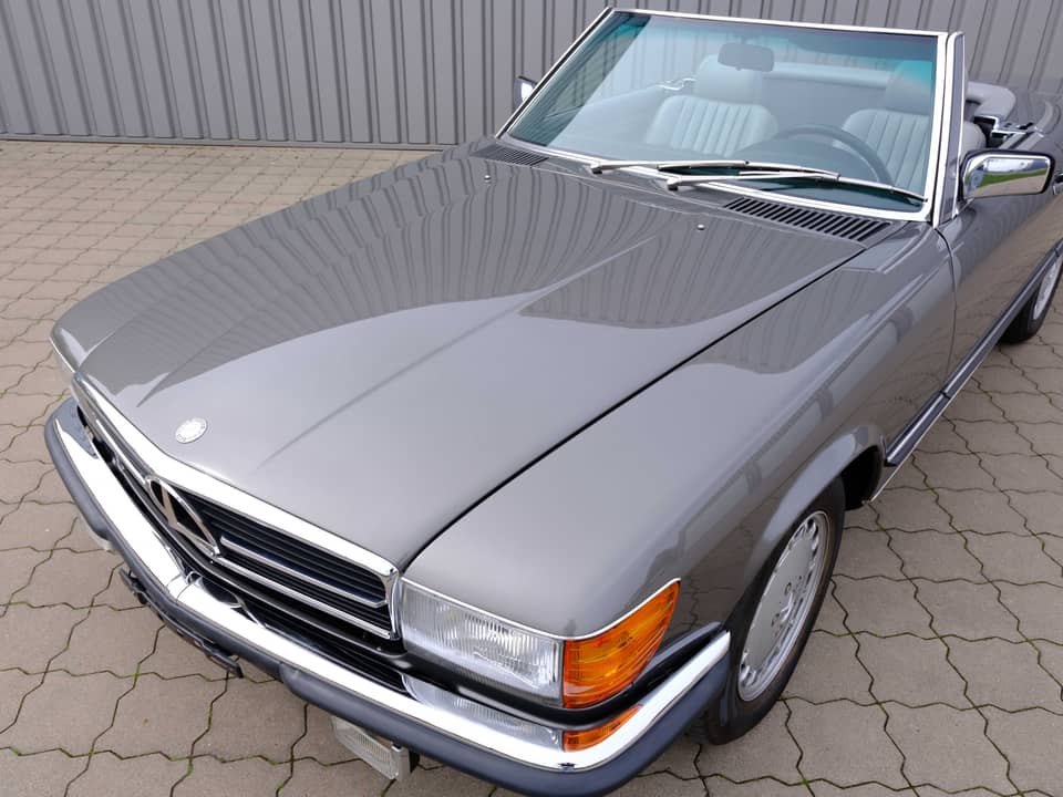 Image 37/96 of Mercedes-Benz 560 SL (1987)