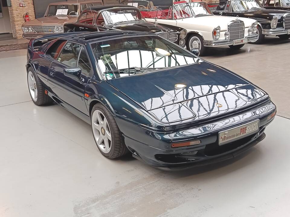 Image 4/18 de Lotus Esprit V8 BiTurbo (2001)