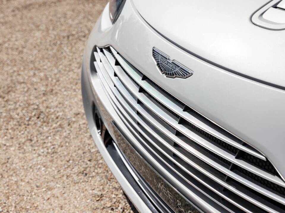 Bild 18/50 von Aston Martin Cygnet (2011)