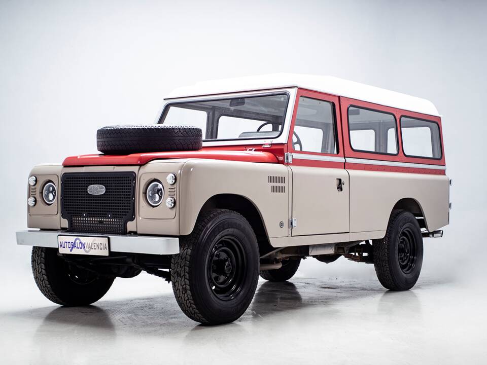 Afbeelding 3/33 van Land Rover 109 (1989)