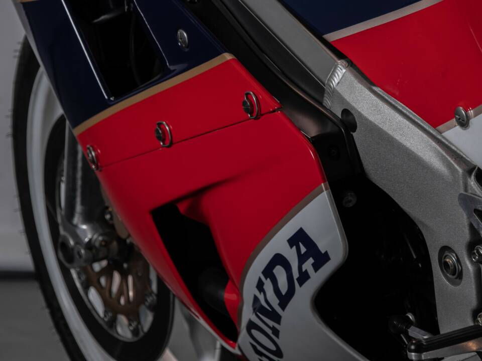 Bild 11/29 von Honda DUMMY (1991)