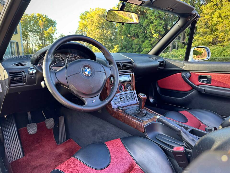 Image 3/66 de BMW Z3 2.8 (1998)