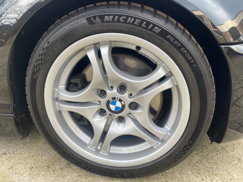 Bild 21/26 von BMW 330Ci (2001)