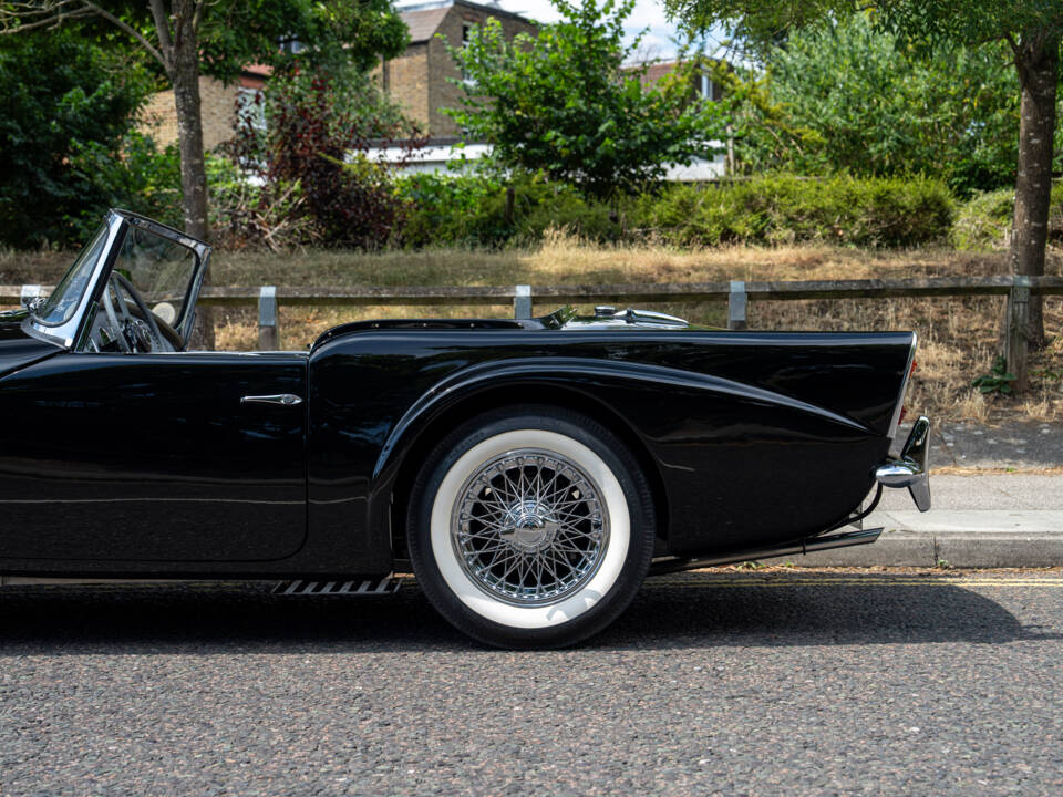 Immagine 11/28 di Daimler SP 250 (1961)