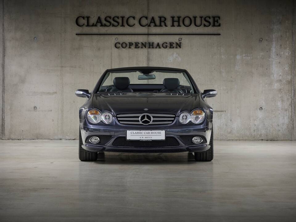 Image 23/99 de Mercedes-Benz SL 550 (2007)