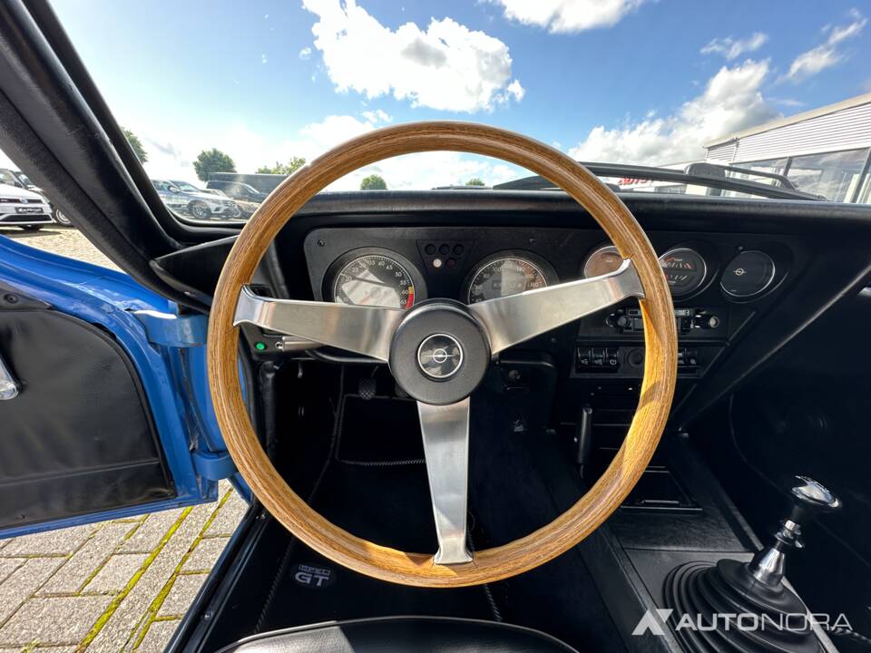 Bild 23/45 von Opel GT&#x2F;J 1900 (1971)
