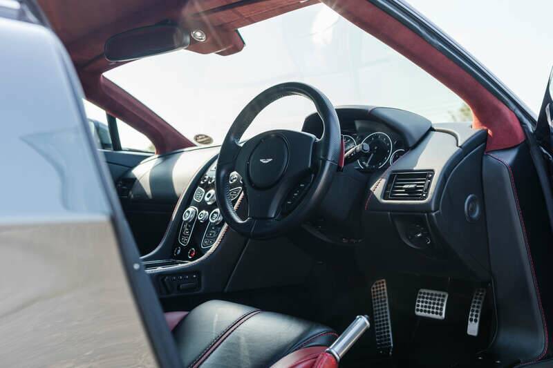 Image 21/50 de Aston Martin V12 Vantage S (2016)