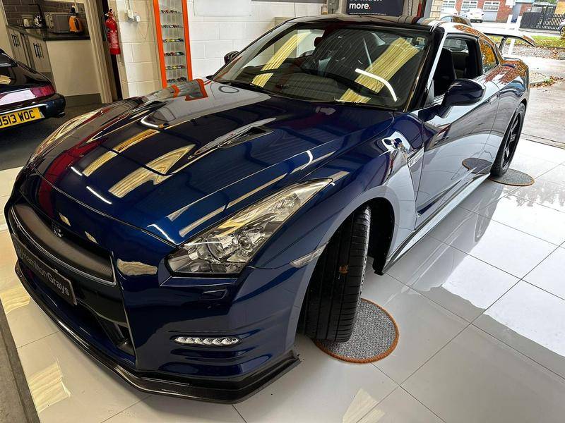 Image 46/50 of Nissan GT-R (2011)