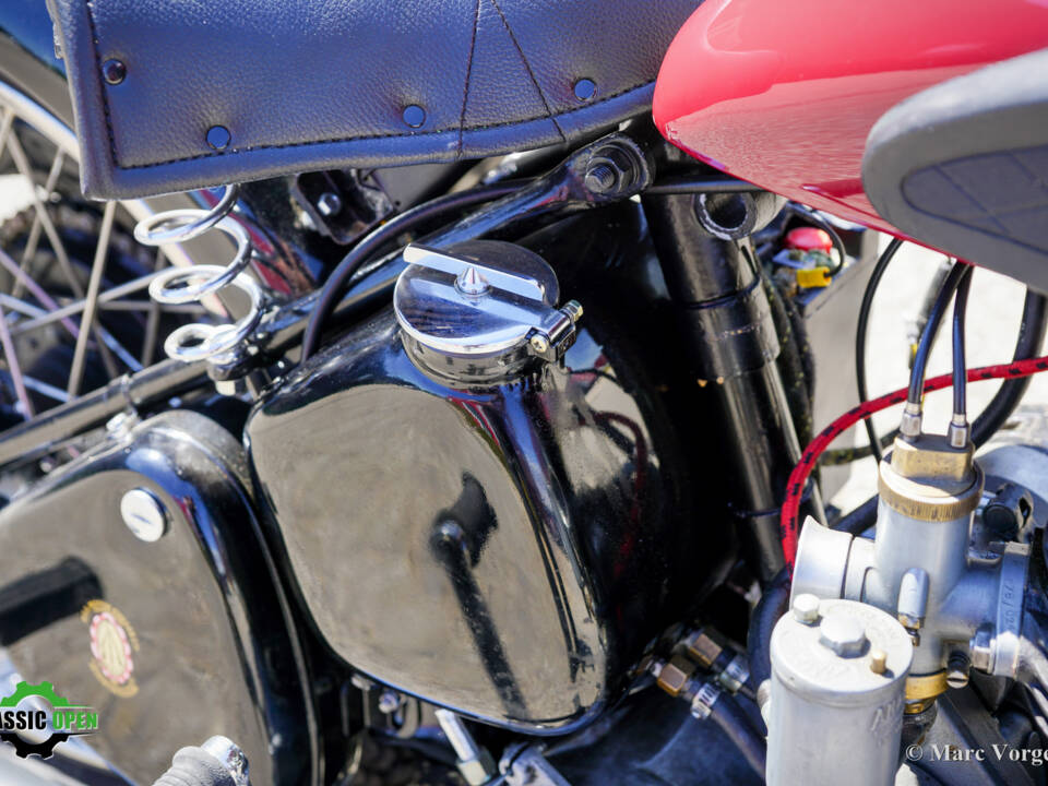 Image 32/37 de BSA DUMMY (1954)