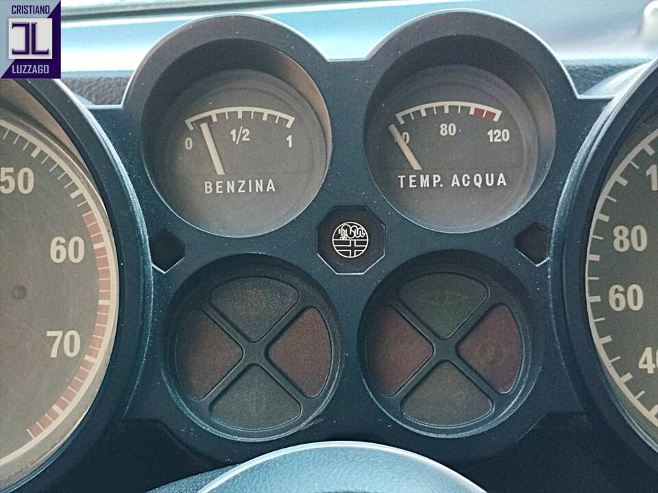 Bild 44/79 von Alfa Romeo 2000 GT Veloce (1971)