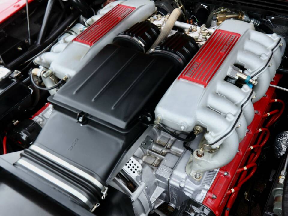 Image 31/50 of Ferrari Testarossa (1987)