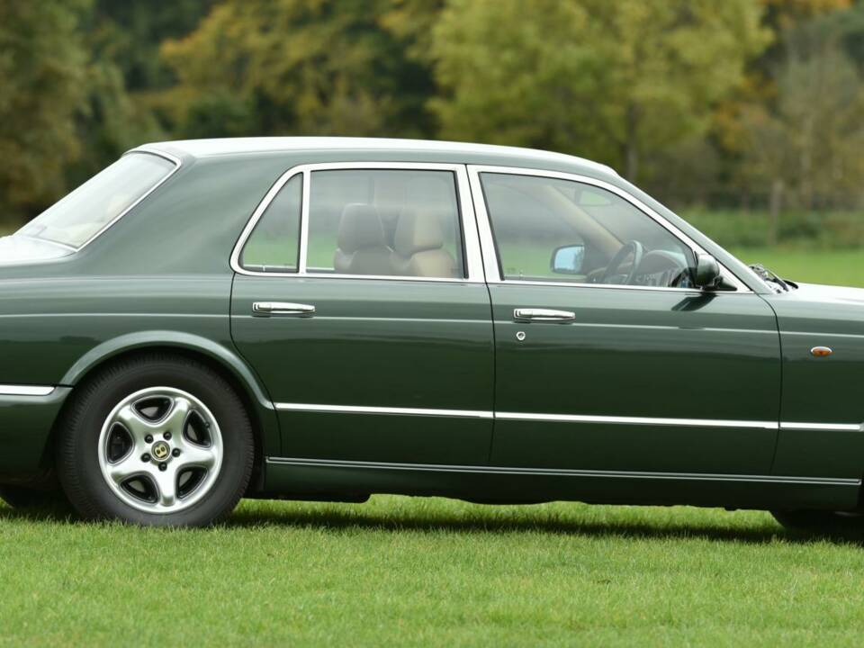 Immagine 9/50 di Bentley Arnage Green Label (1998)