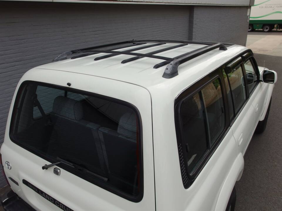 Bild 40/97 von Toyota Land Cruiser FJ80 (1992)