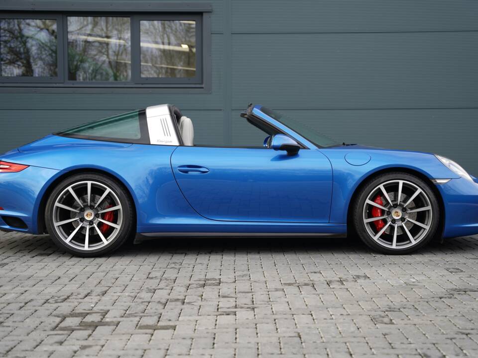 Bild 3/50 von Porsche 911 Carrera 4S (2017)