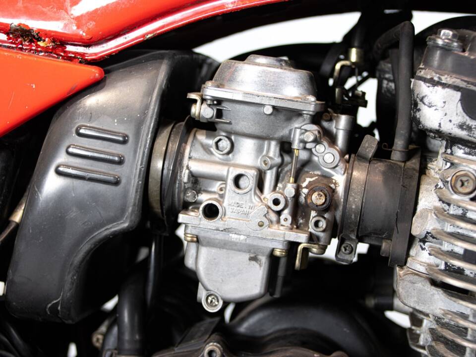 Image 44/50 of Yamaha XJ 600 (1984)