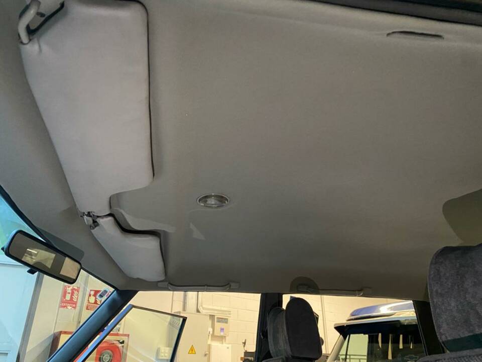 Imagen 43/76 de Land Rover Range Rover Classic 3.9 (1991)