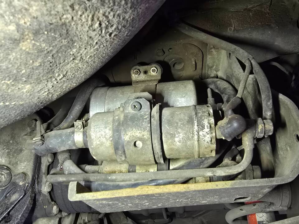 Image 33/34 of Mercedes-Benz 500 SL (1986)