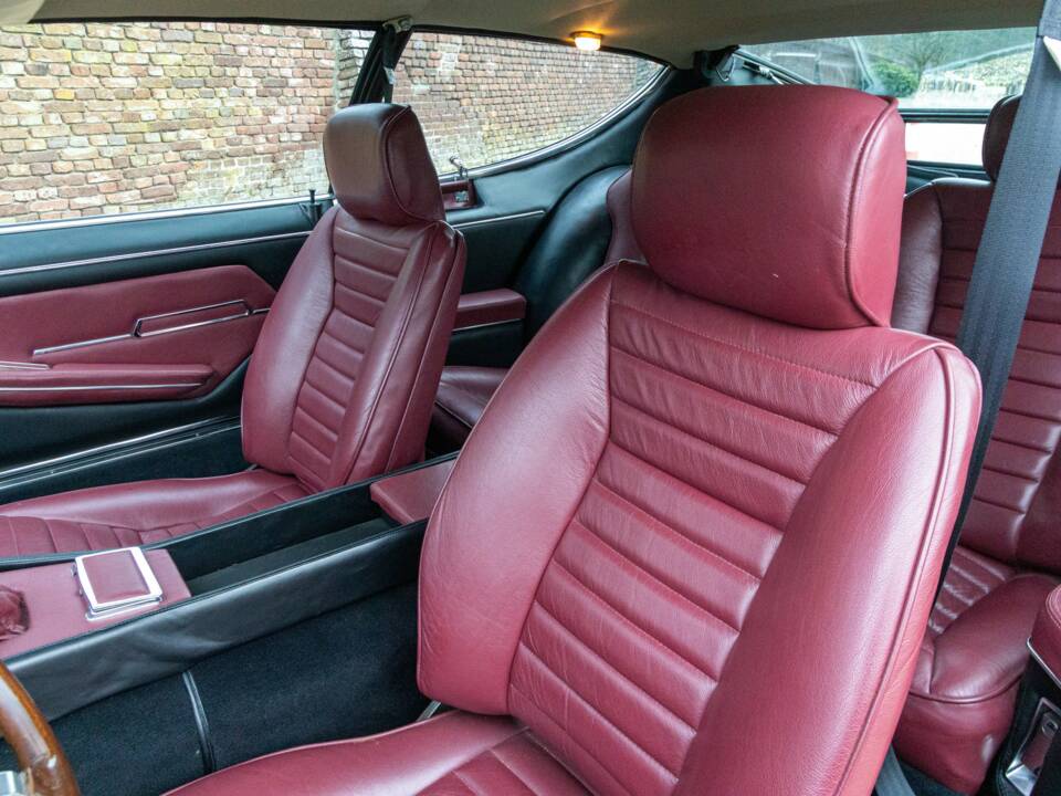 Bild 34/50 von Lamborghini Espada 400 GT (1973)