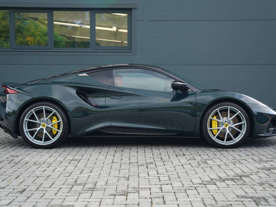 Immagine 3/50 di Lotus Emira (2023)
