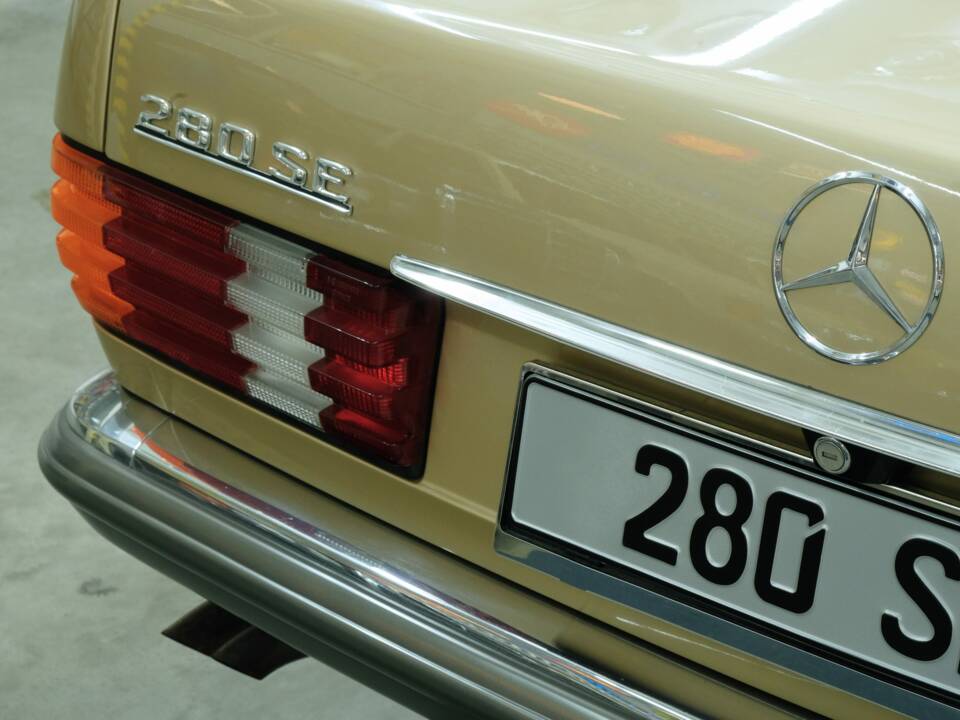 Bild 11/50 von Mercedes-Benz 280 SE (1980)