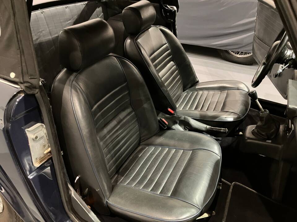 Immagine 5/14 di Triumph TR 6 PI (1972)