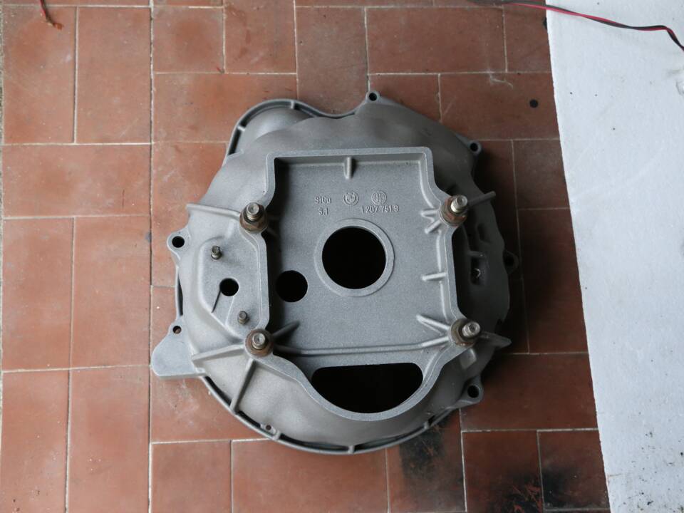 Image 54/56 of BMW 2800 CS (1969)