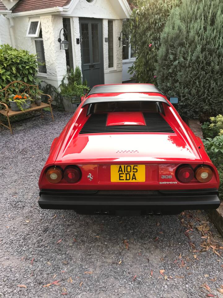 Bild 3/10 von Ferrari 308 GTS Quattrovalvole (1984)