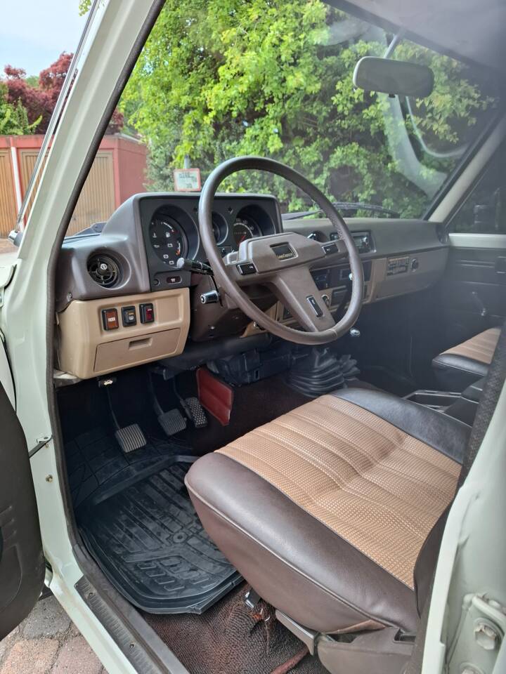 Imagen 7/32 de Toyota Land Cruiser HJ 60 (1986)