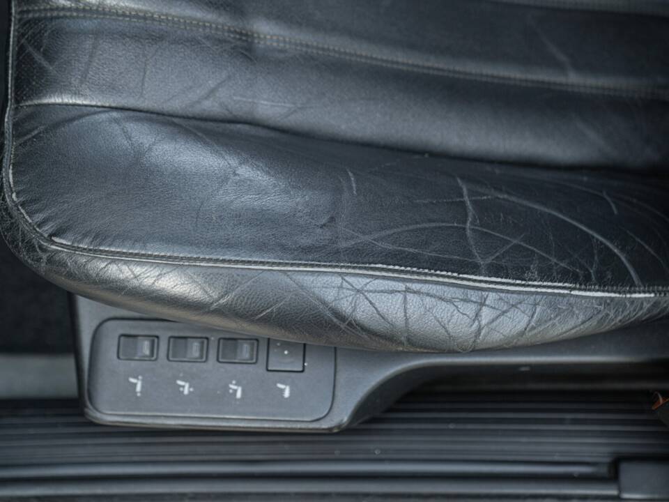 Imagen 30/50 de Lancia Thema 8.32 (1989)