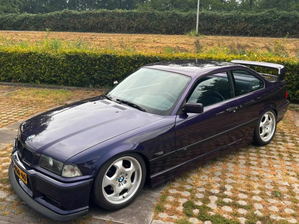 Immagine 7/8 di BMW 318is (1995)