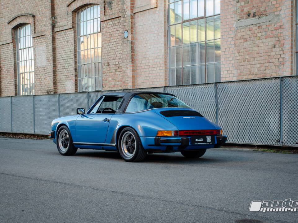 Image 4/13 of Porsche 911 SC 3.0 (1978)