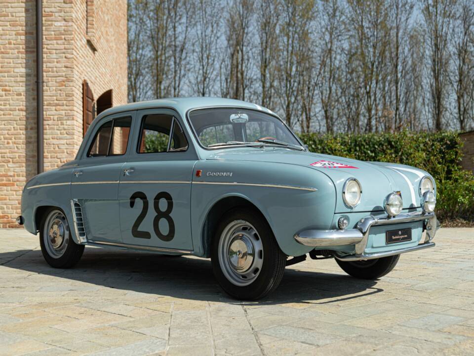 Immagine 2/50 di Renault Dauphine Gordini (1961)