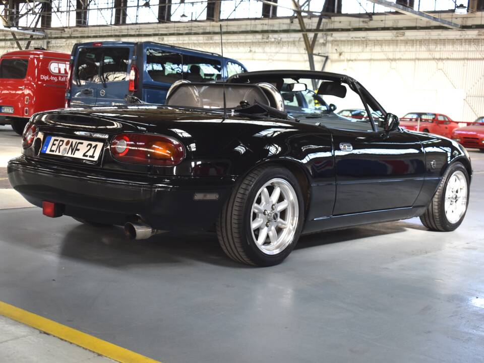 Image 7/68 of Mazda MX-5 1.6 (1992)
