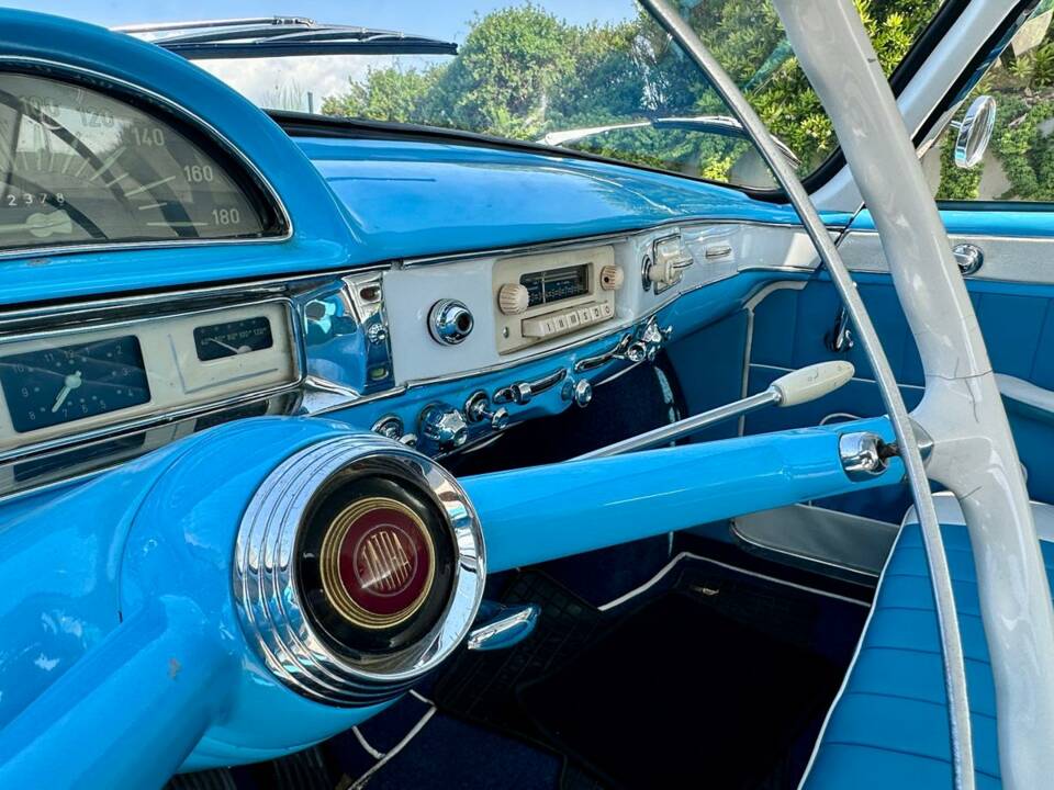 Image 6/17 de Tatra 603 Tatraplan (1959)