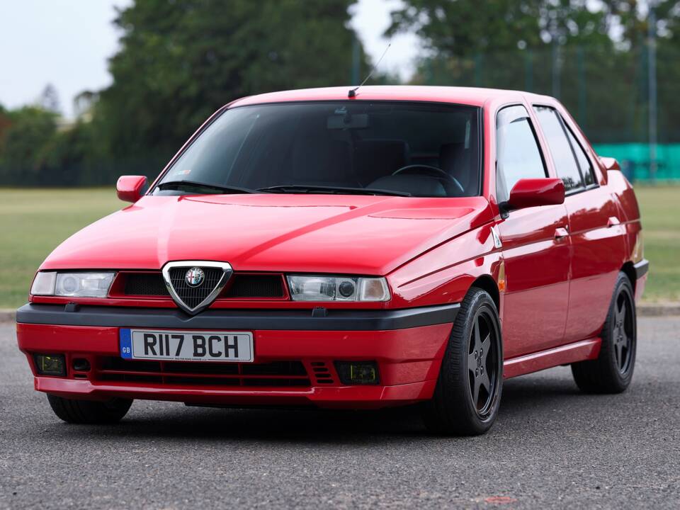 Image 7/50 of Alfa Romeo 155 2.5 TD (1998)