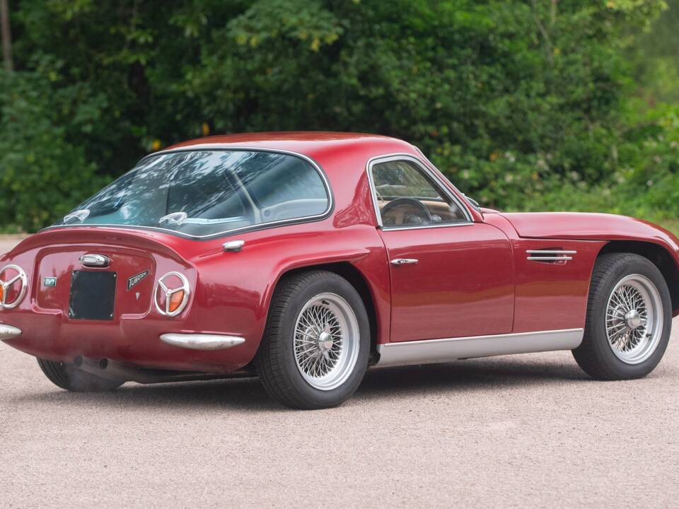 Image 3/50 of TVR Vixen Series 1 (1968)