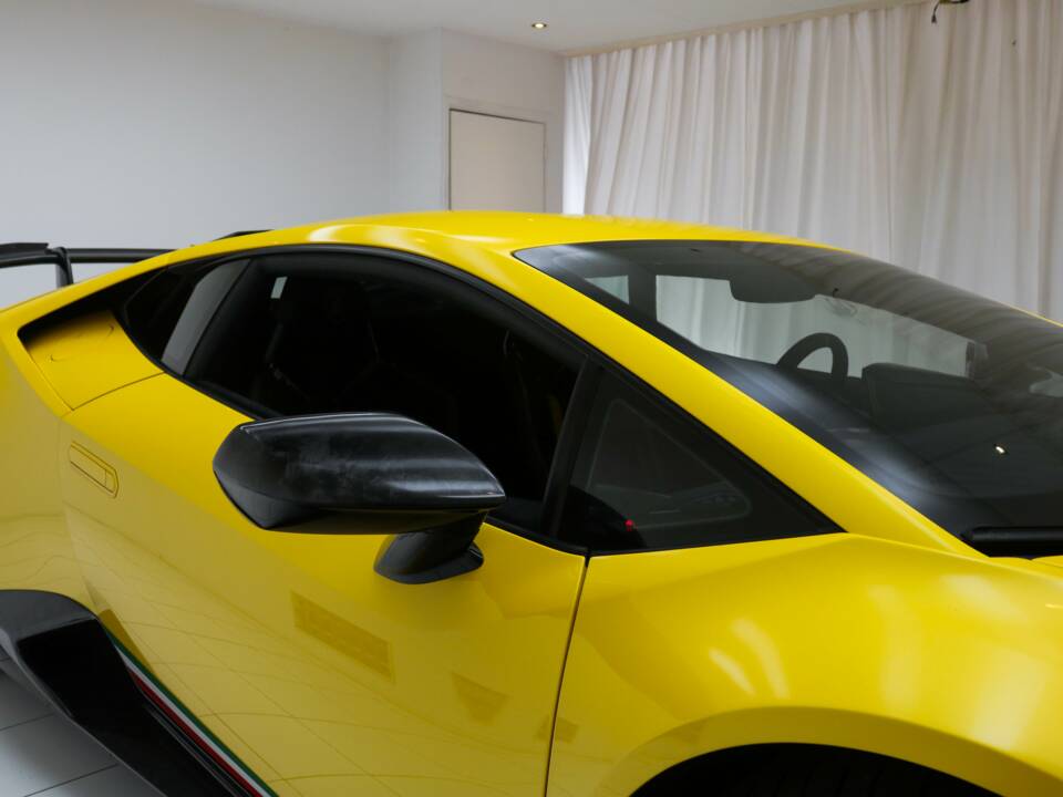 Bild 45/71 von Lamborghini Huracán Performante (2017)