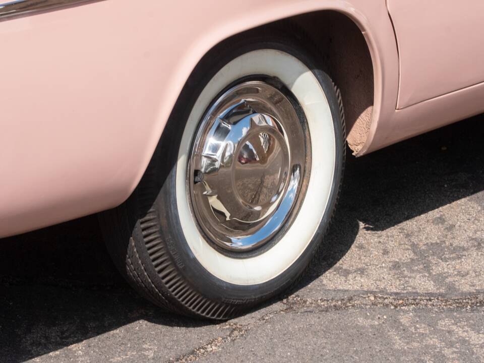 Image 45/50 of Vauxhall Cresta (1958)