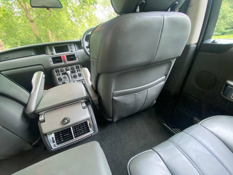 Bild 40/50 von Land Rover Range Rover Vogue V8 (2002)