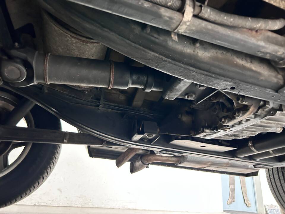 Image 26/28 of Mercedes-Benz G 500 (SWB) (1999)