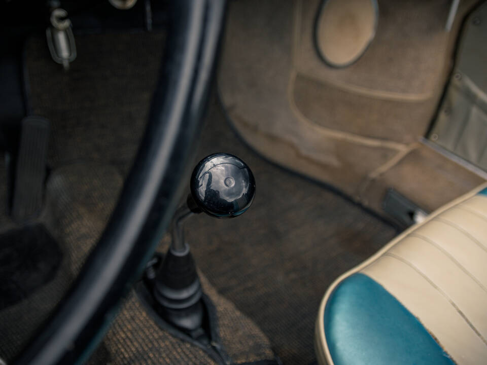 Immagine 36/46 di Porsche 356 B 1600 Roadster (1961)