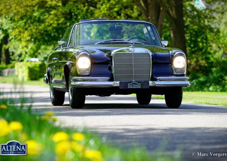 Image 5/52 de Mercedes-Benz 220 SE b (1963)