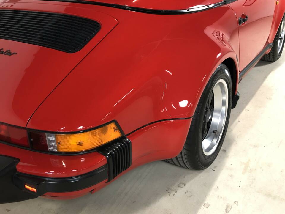 Bild 22/39 von Porsche 911 Speedster 3.2 (1989)