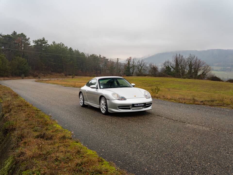 Bild 10/16 von Porsche 911 Carrera 4 (1999)