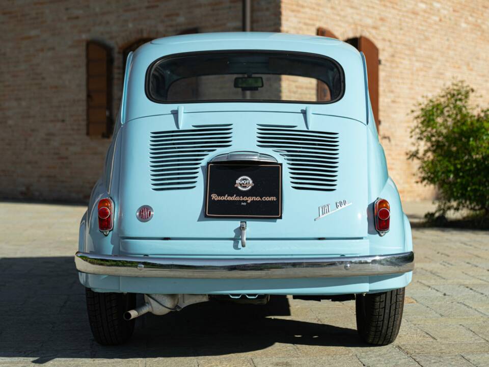 Image 8/49 of FIAT 600 (1957)