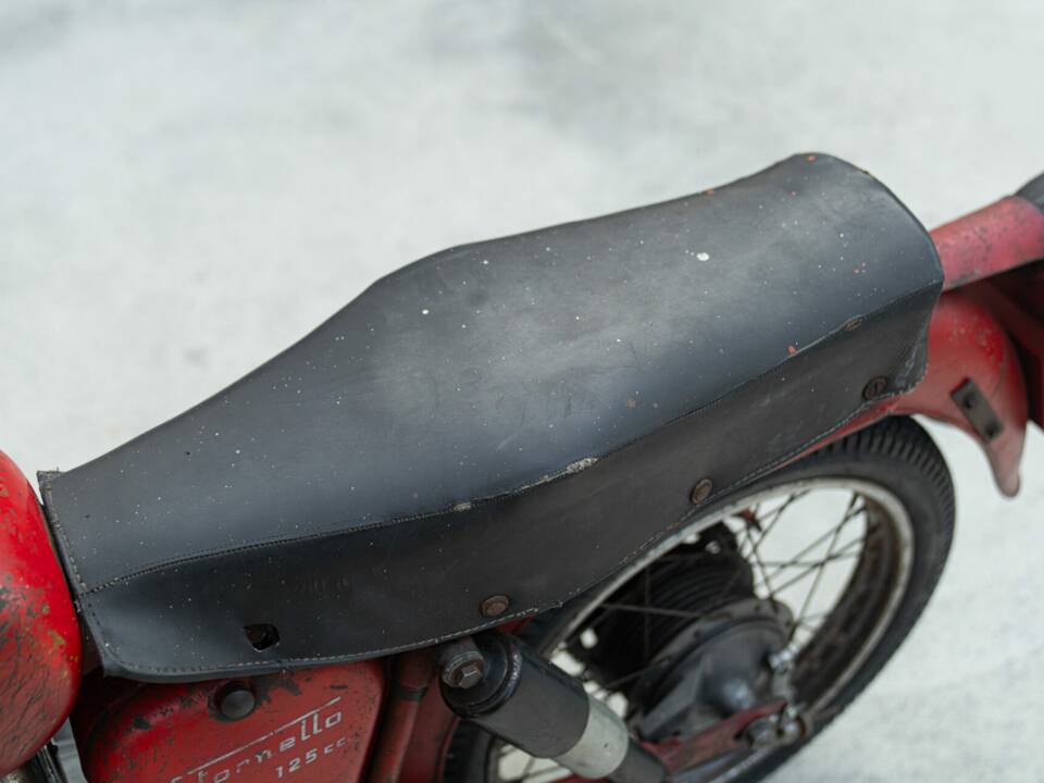 Imagen 18/25 de Moto Guzzi Stornello 125 (1961)